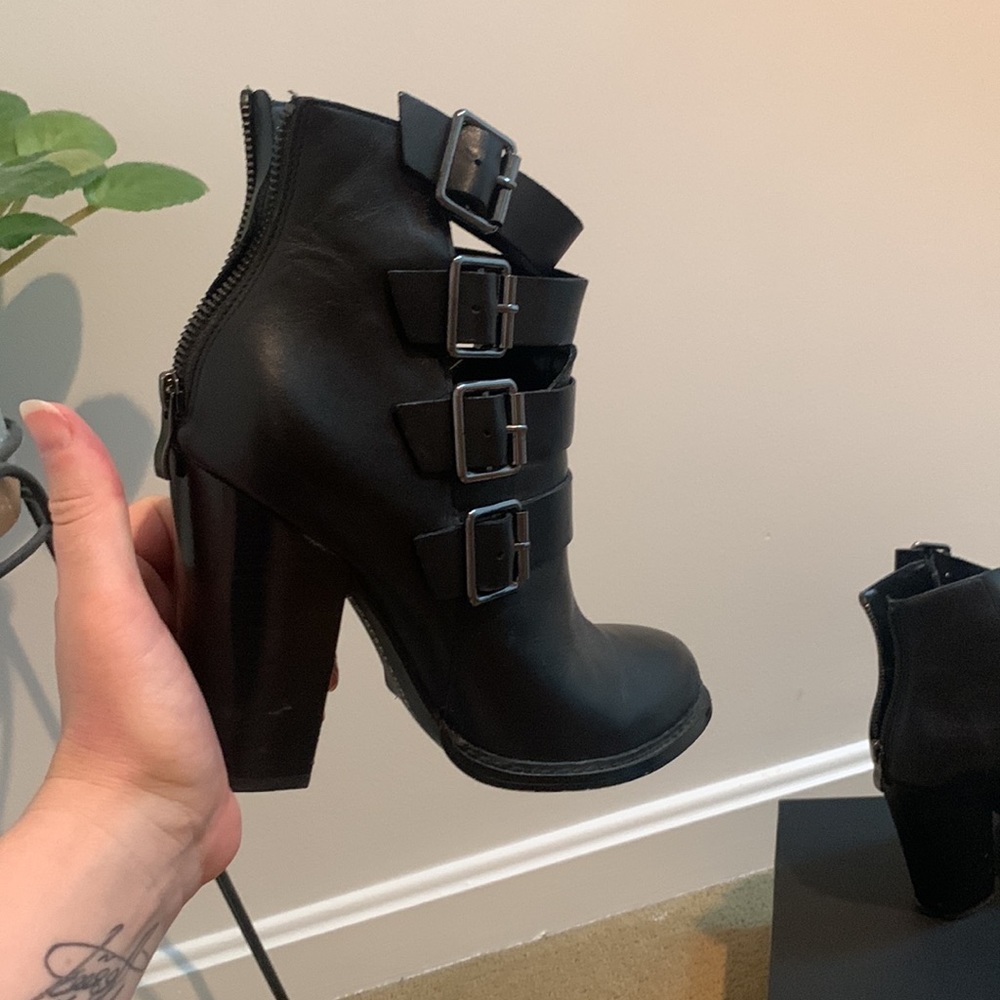 Booties - Picture 6 of 7